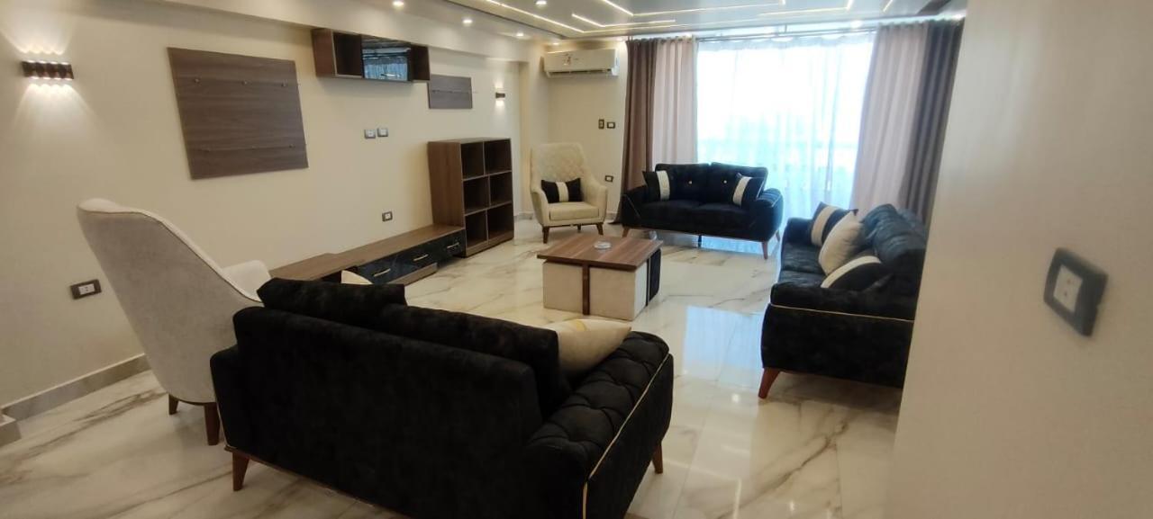 Apartment Elhana House